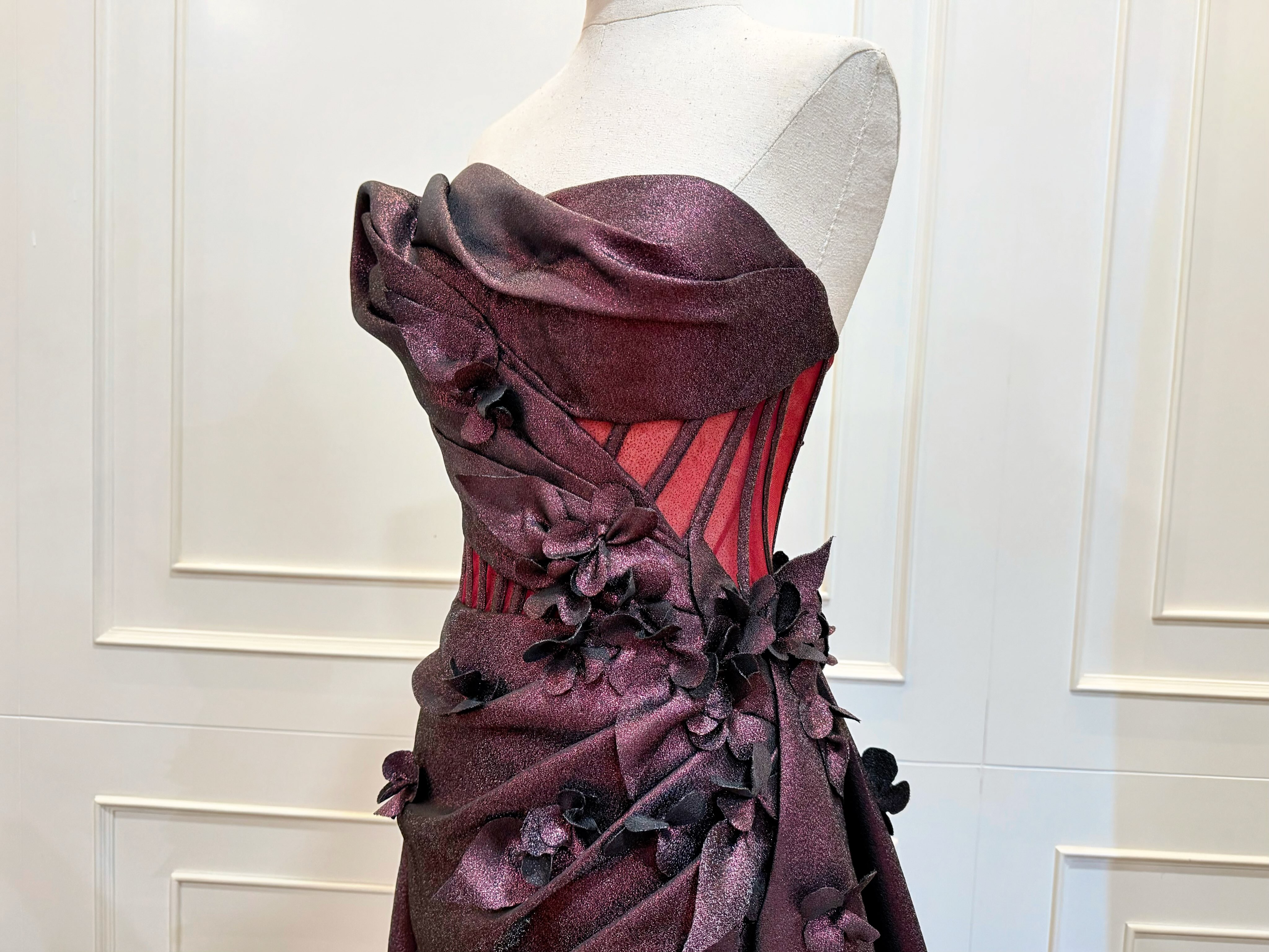 CELRA.id rental gown